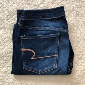 American Eagle dark wash skinnies